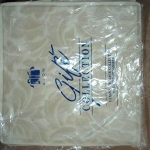 Avon Sweater Organizer